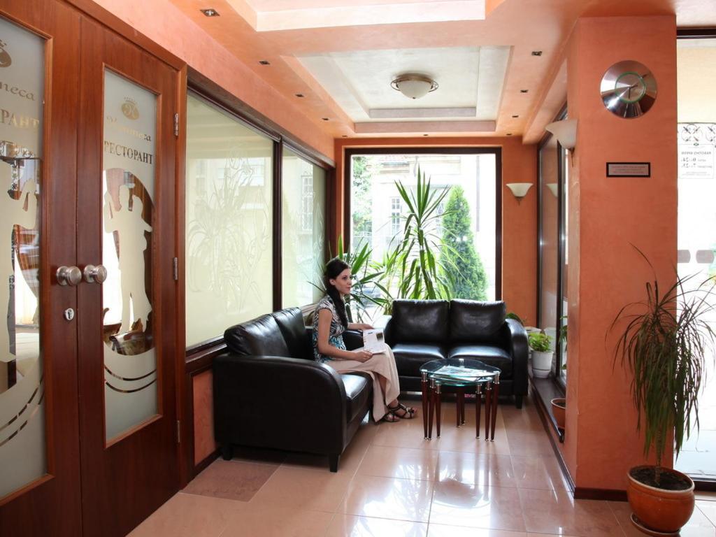 Contessa Hotel ชูเมน ภายนอก รูปภาพ